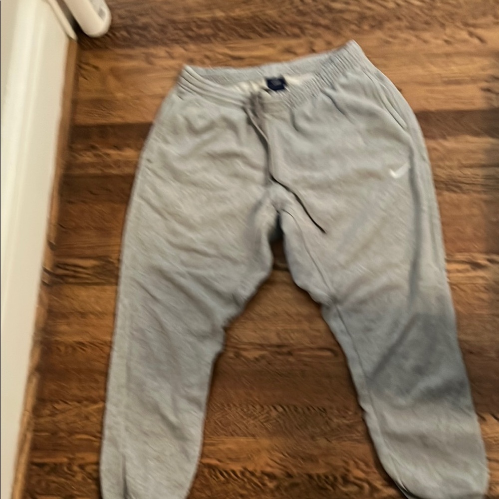 Nike Gray Jogger Sweatpants Tapered Design